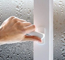 Waarom zweten kunststof ramen en wat te doen (7 manieren) Waarom zweten kunststof ramen en wat te doen (7 manieren)