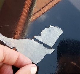 Чем оттереть клей от наклейки с пластика, стекла, дерева
