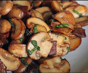 How long to store fried mushrooms in the refrigerator Скільки зберігати смажені гриби