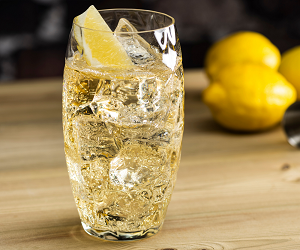 How to properly clean the crystal to shine quickly Різновиди кришталевих склянок і келихів