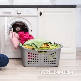 Неліктен кір жуғыш машина айналдыру кезінде секіреді — біз дірілдің себептерін жоямыз Неліктен кір жуғыш машина айналдыру кезінде секіреді — біз дірілдің себептерін жоямыз