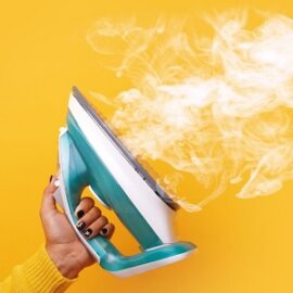 Бумен пісіргішпен үтікті таңдау — қайсысы жақсы? Бумен пісіргішпен үтікті таңдау — қайсысы жақсы?