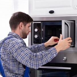 Reparación hágalo usted mismo de un horno de microondas: consejos de especialistas