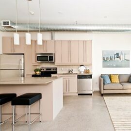 Bucatarie-living in stil modern Bucatarie-living in stil modern